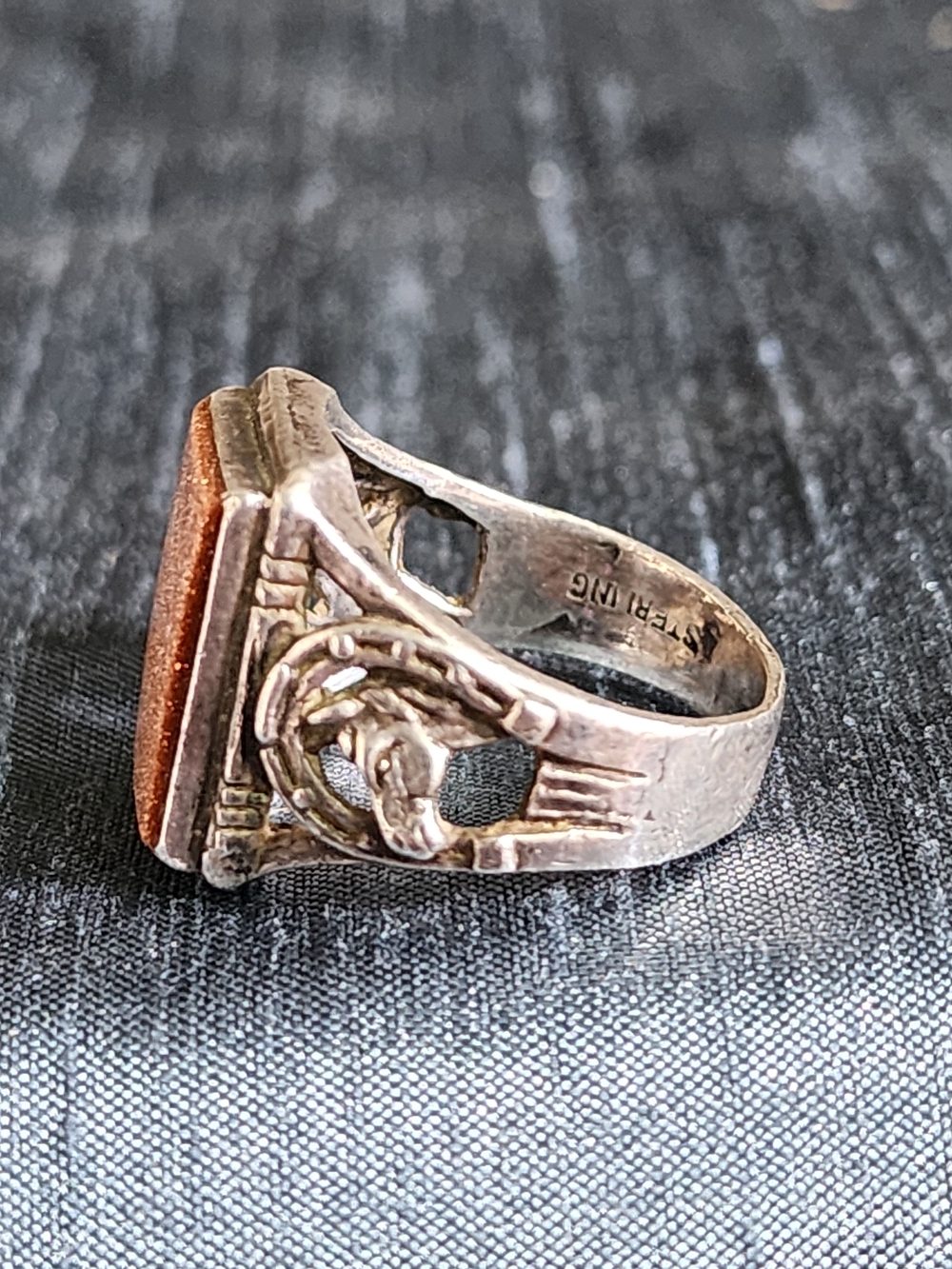 Goldstone Horsehead Sterling Silver Vintage Signet Ring Luck Horse Shoe Head 8.5 - Picture 8 of 8